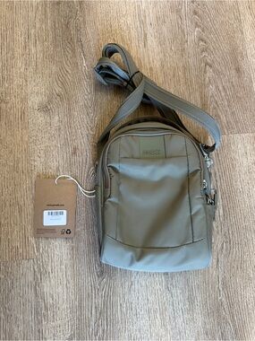 NWT Pacsafe MetroSafe LS-Series SmallTaupe Crossbody Bag